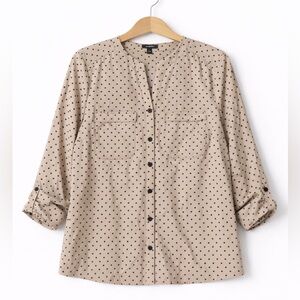 Elementz tan and black dot button down blouse small